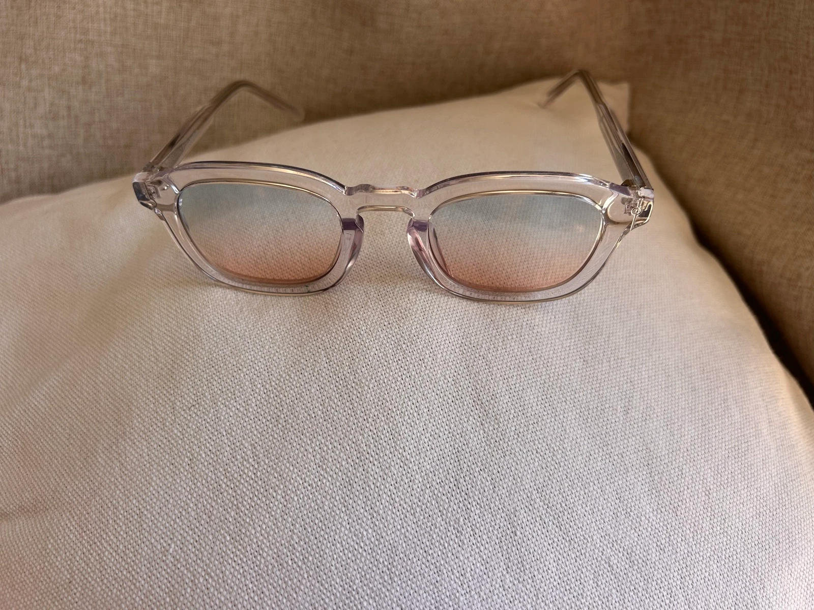 🕶️ Tinymoon Glasses – Nayah Model (Transparent Frame & Gradient Lenses) – photo 5
